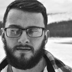 Meet your Posher, Avery